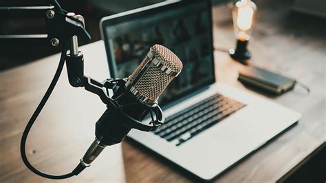 Best Podcast Microphones To Buy In 2021