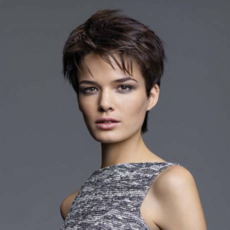 Nos coups de coeur sur les routes de france. Coiffure courte cheveux fins