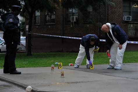 Nyc Shootings 1 Dead 4 Wounded As More Take Bullets In Brooklyn Gun