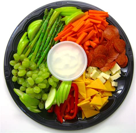 Delicious And Festive Vegetable Platters For The Holidays