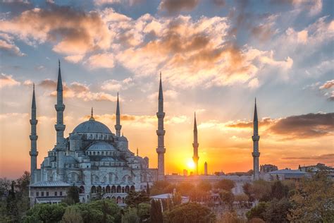 A Beautiful Sunset At Blue Mosque Blue Mosque Istanbul Blue Mosque Blue Mosque Turkey