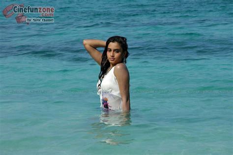 Arabian Hot Actress Hot Dimple Chopda Bikini Wear At Beach Latest Spicy Stills