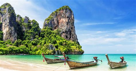 We have reviews of the best places to see in phuket. Amazing Phuket Island - Thailand | aTRAVELthing.com