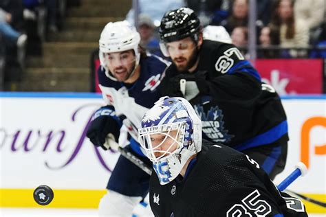Samsonov Slams Door Maple Leafs Outlast Jets To Win In Overtime