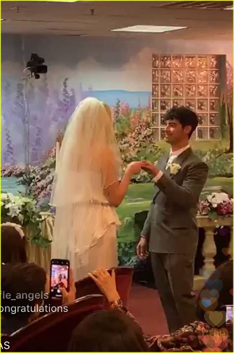 Joe Jonas And Sophie Turner Get Married In Las Vegas Wedding Photo