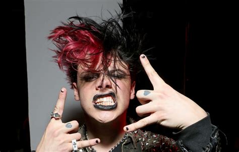Yungblud Hopes Second Album Will Be Naïve And Full Of Contradictions