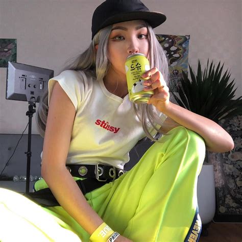 Lime Green Aesthetic Korean Ulzzang Baddie Girl Grunge Fashion 90s