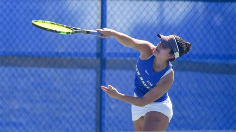 Stephanie Gonzalez Womens Tennis University Of New Haven Athletics