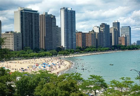 A Locals Guide To The 15 Best Beaches In Chicago Landing