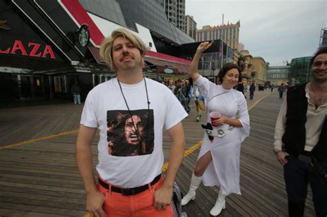 Phish Fans Into Halloween Spirit At Boardwalk Hall Atlantic City