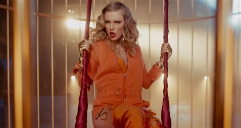 Taylor Swift ‘likes Theory That The Real Taylor Is Hidden In ‘lwymmd Video Taylor Swift