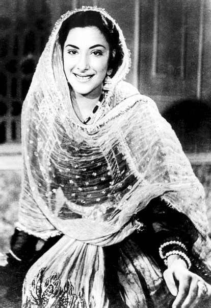 Various Photographs Of Hindi Movie Actress Nargis 1940 50s Old
