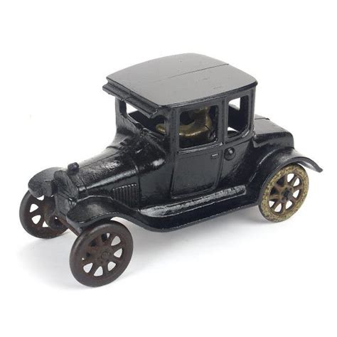 Arcade Cast Iron Model T Ford Coupe With Driver S Model T Coupe Vintage Train