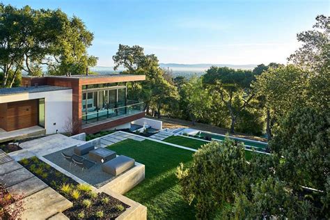 High End Silicon Valley Home Has Striking Views