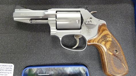 Smith And Wesson Model 60 Pro Serie For Sale At