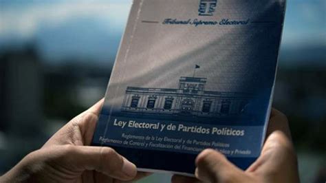 El transfuguismo y enmiendas a la Ley Electoral y de Partidos Políticos