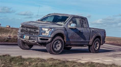 Topgear Ford F 150 Raptor Review Can A 450bhp Pick Up Fit In The Uk