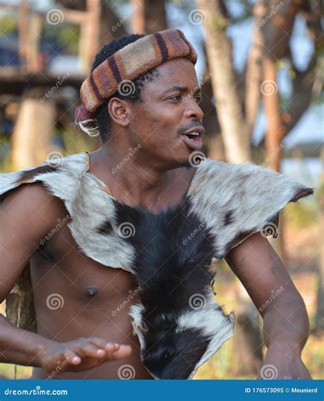 Street Dancer From Ndebele Tribe Editorial Image Image Of Male Falls
