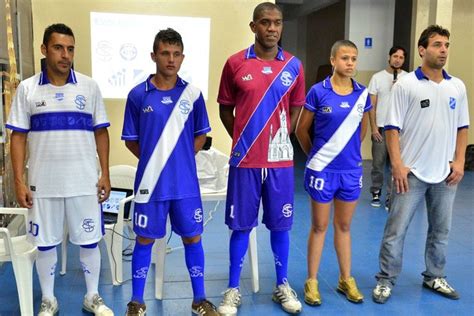 Gustavo moura, vitinho e wagner carioca. Com escudos históricos, Taubaté apresenta uniforme para 2014 | globoesporte.com