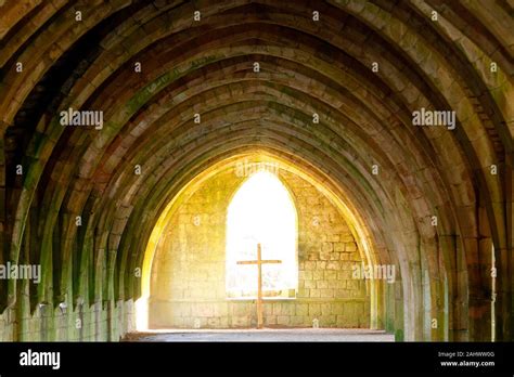 Fountains Abbey In North Yorkshire Stock Photo Alamy