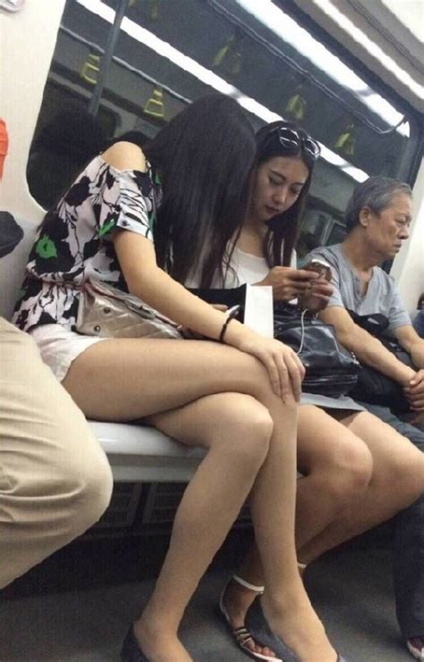 中國地鐵太精彩！顏值、長腿、正妹等級超高秒懂難怪天天有人坐過站！ Peekme