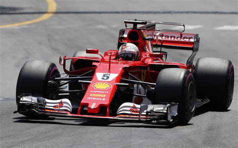 Der viermalige weltmeister unterschrieb beim designierten. Vettel will in der Formel 1 „weiter Vollgas geben"