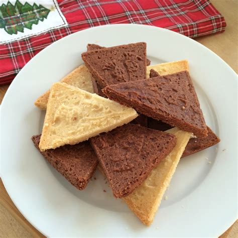 Christmas cookies or christmas biscuits are traditionally sugar cookies or biscuits (though other flavours may be used based on family traditions and individual preferences) cut into various shapes related to christmas. Scottish Christmas Cookies / The History of Scottish Shortbread - Historic UK / Brought ...