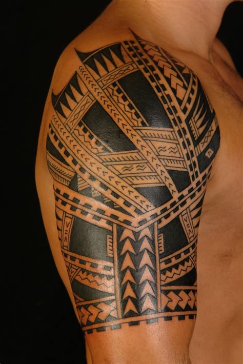 Tatuajes pequeños en el hombro tattoos maories étnicos en los hombros los tatuajes pequeños en el hombro son muy típicos al ser una zona poco sensible que se. 1001 + Ideas de tatuajes maories y su significado en la ...