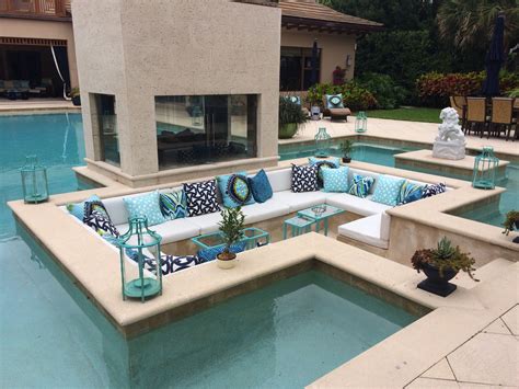 Crazy Cool Pool Outdoor Living Area Dekoration