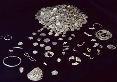 Swedish Viking treasure rescued for public by charity funds