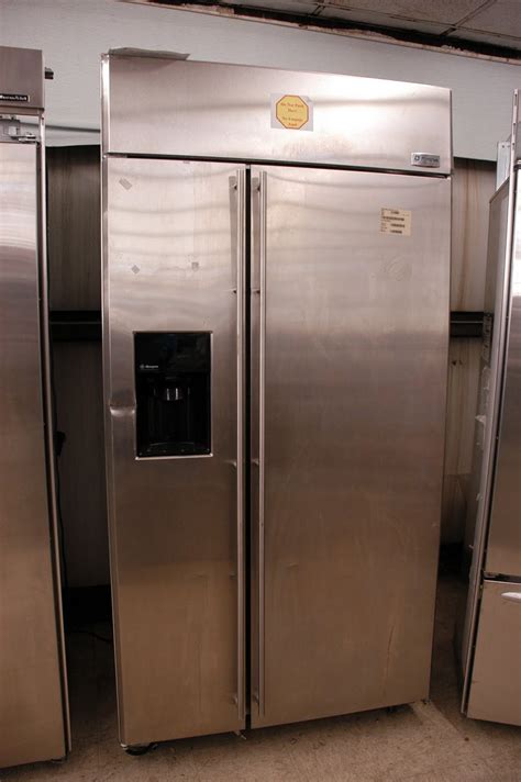Built in refrigerators are made to be built into an opening in the kitchen cabinets and they do not protrude from the what you need to know about built in refrigerators. Appliance Direct Video Blog: GE Monogram 42" Built-In Side ...