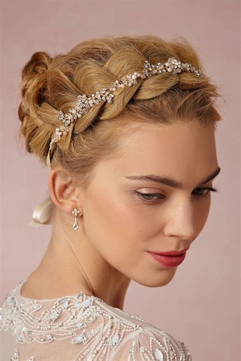 Le headband de mariage est l'accessoire indispensable pour un mariage tendance en 2012. Idée coiffure mariage headband couronne | Melle Cereza ...