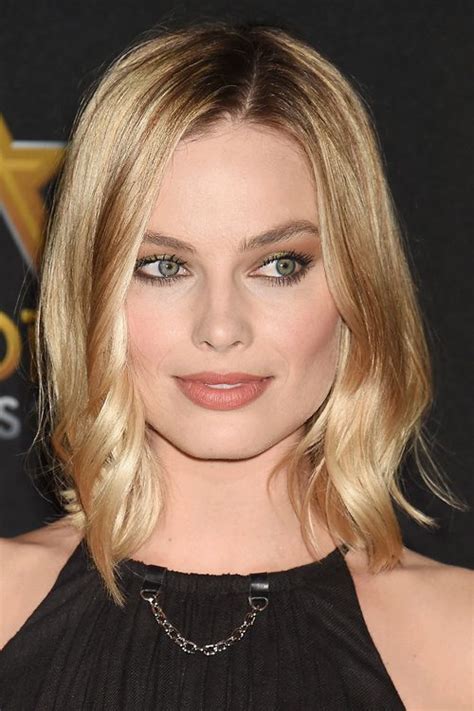 Margot robbie with her natural hair color | margot robbie. Margot Robbie Wavy Honey Blonde Barrel Curls Hairstyle ...
