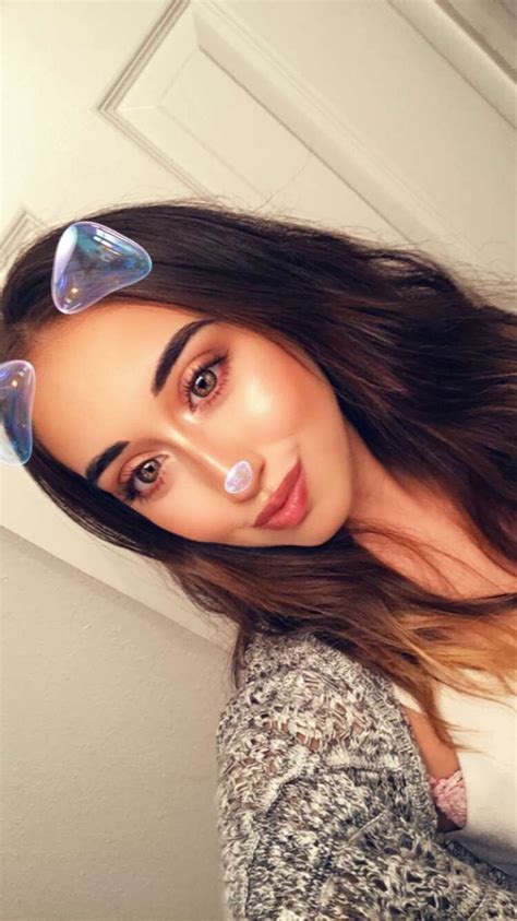 Pin By Steph On Snapchat Mirror Selfie Selfie Snapchat