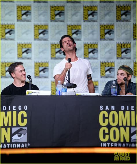 Photo Tyler Posey Does Flashdance Wet T Shirt Dance For Comic Con 10
