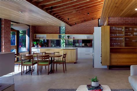Midcentury Glass House Meets Modern Simplicity Mid Century Home