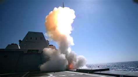 Uss Zumwalt Conducts First Standard Missile Fire From Mk 57 Vls Naval