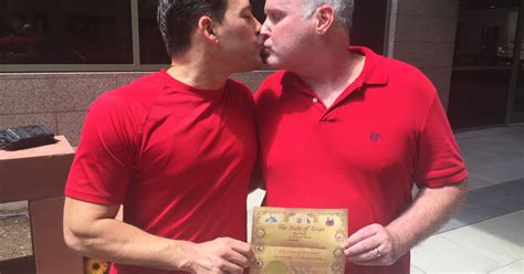 Bexar County Couples Celebrate Scotus Ruling On Same Sex Marriage Tpr