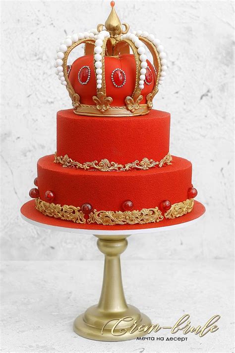 Crown Cake Royal Cake 🎂this Cake Is Really Royal 👑 It Is Made In A Refined Design Aged In