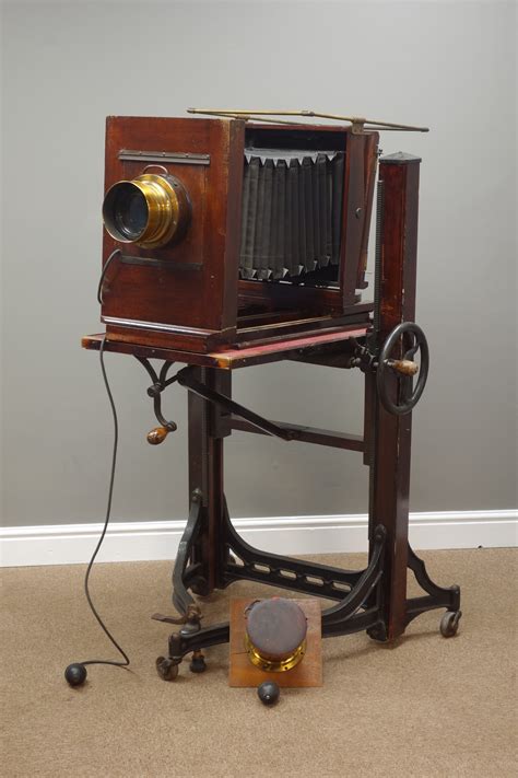 Late 19th Century Mahogany And Brass Studio Plate Camera With Cooke