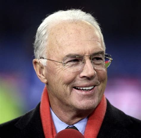 The following years, he won four league championships and four. Franz Beckenbauer: Der Kaiser wird 65 - und will in Rente ...