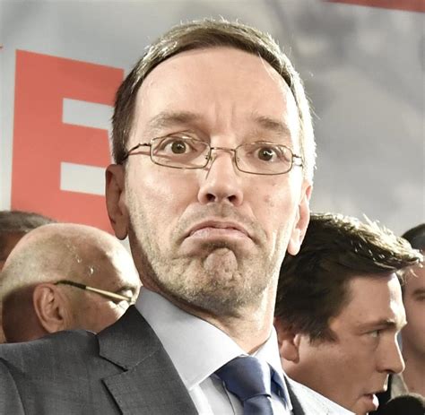 Danser encore flashmob zürich suisse (zéphyr combo & friends) 1. Herbert Kickl: Cousine von FPÖ-Innenminister rechnet auf ...