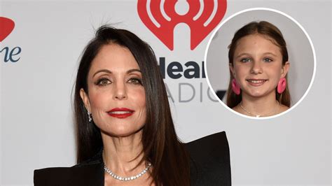 Bethenny Frankels Rare Outing With Daughter Bryn Photos