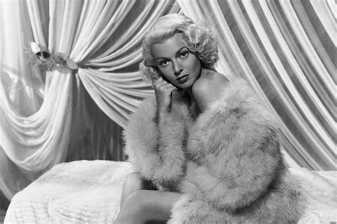 Lana Turners Style Evolution Old Hollywood Glamour At Its Finest Photos Huffpost