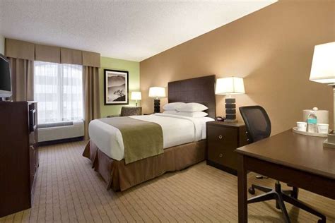 Days Inn By Wyndham Baltimore Inner Harbor Updated April Photos Reviews