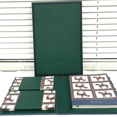 We did not find results for: GUCCI 10 Greeting Cards Envelopes and Notebook Gift Set in ...