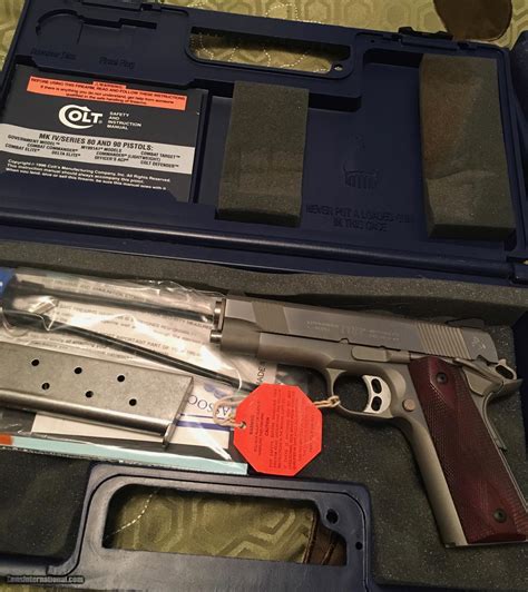 Colt Combat Commander Stainless Unfired