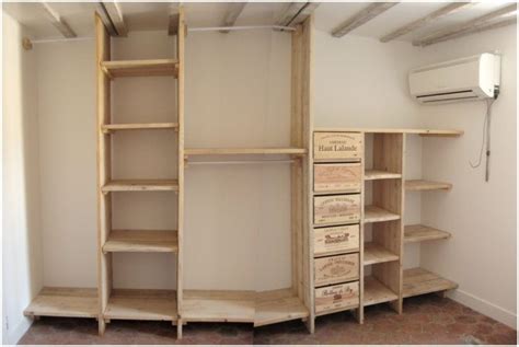 Des armoires et étagère de qualité pour la chambre de bébé, et au meilleur prix sur natiloo.com. interior design:Meuble Pas Cher But Armoire Penderie But ...