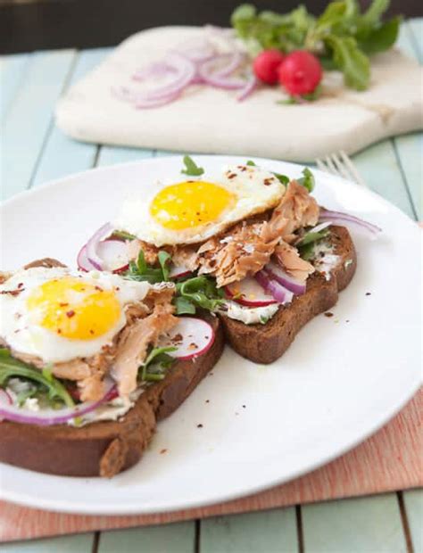 This breakfast gets protein from cottage cheese and smoked salmon, a tasty combination that will help you feel full all morning. Smoked Salmon Breakfast Sandwich ~ Macheesmo