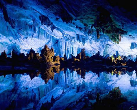 Hermosa Cueva Rocas Agua Naturaleza Reflexión Cueva Fondo De